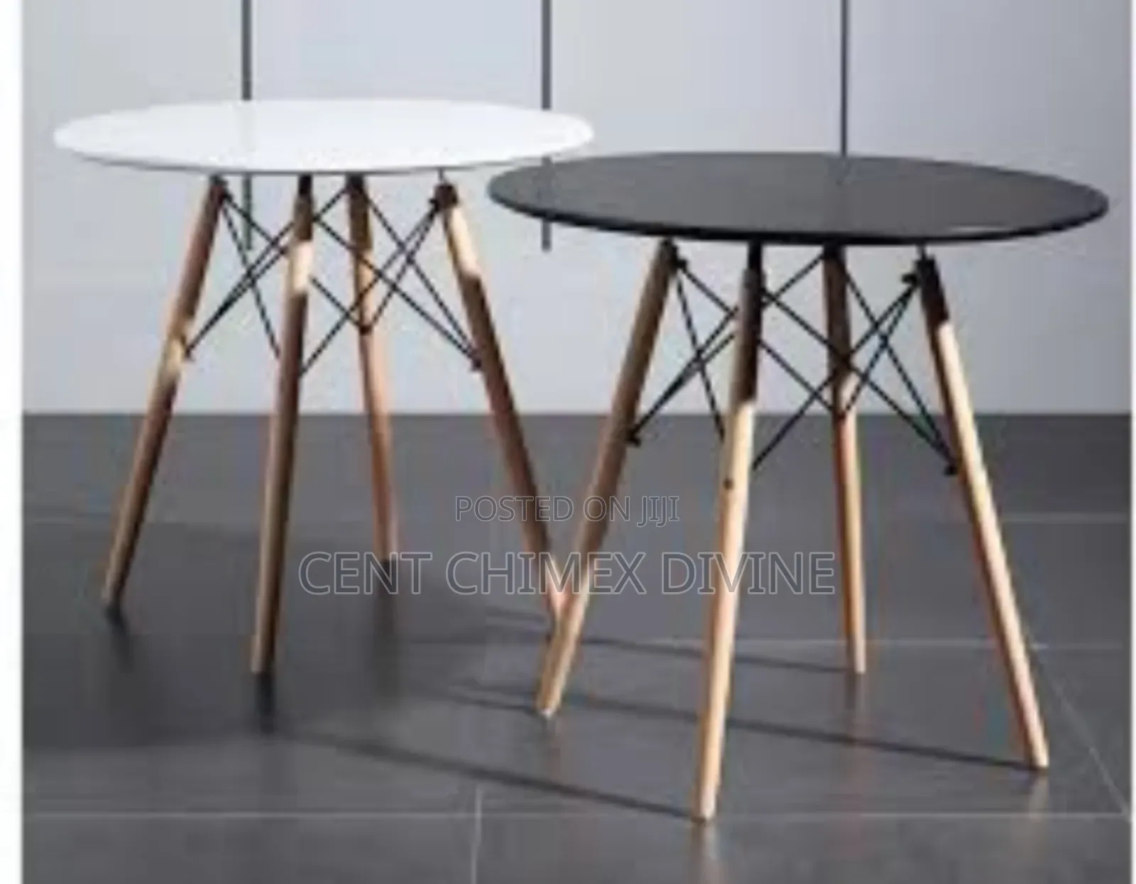 Tiny Leg Table 80*80cm