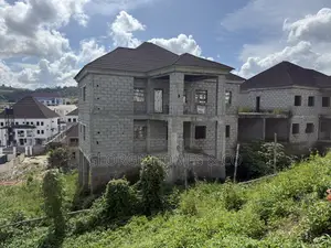 5bdrm Duplex in Asokoro for sale