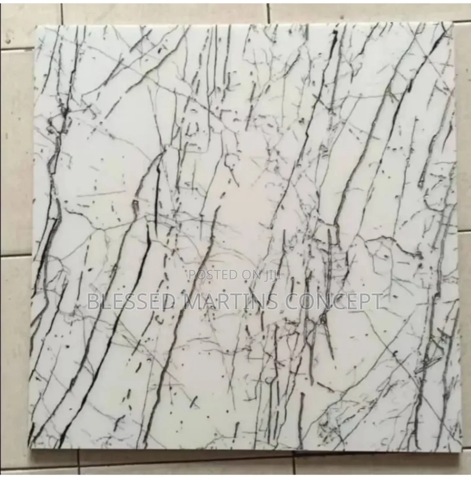 Quality Dip Gold Stripe Engraved Black/White Background Floor Tile