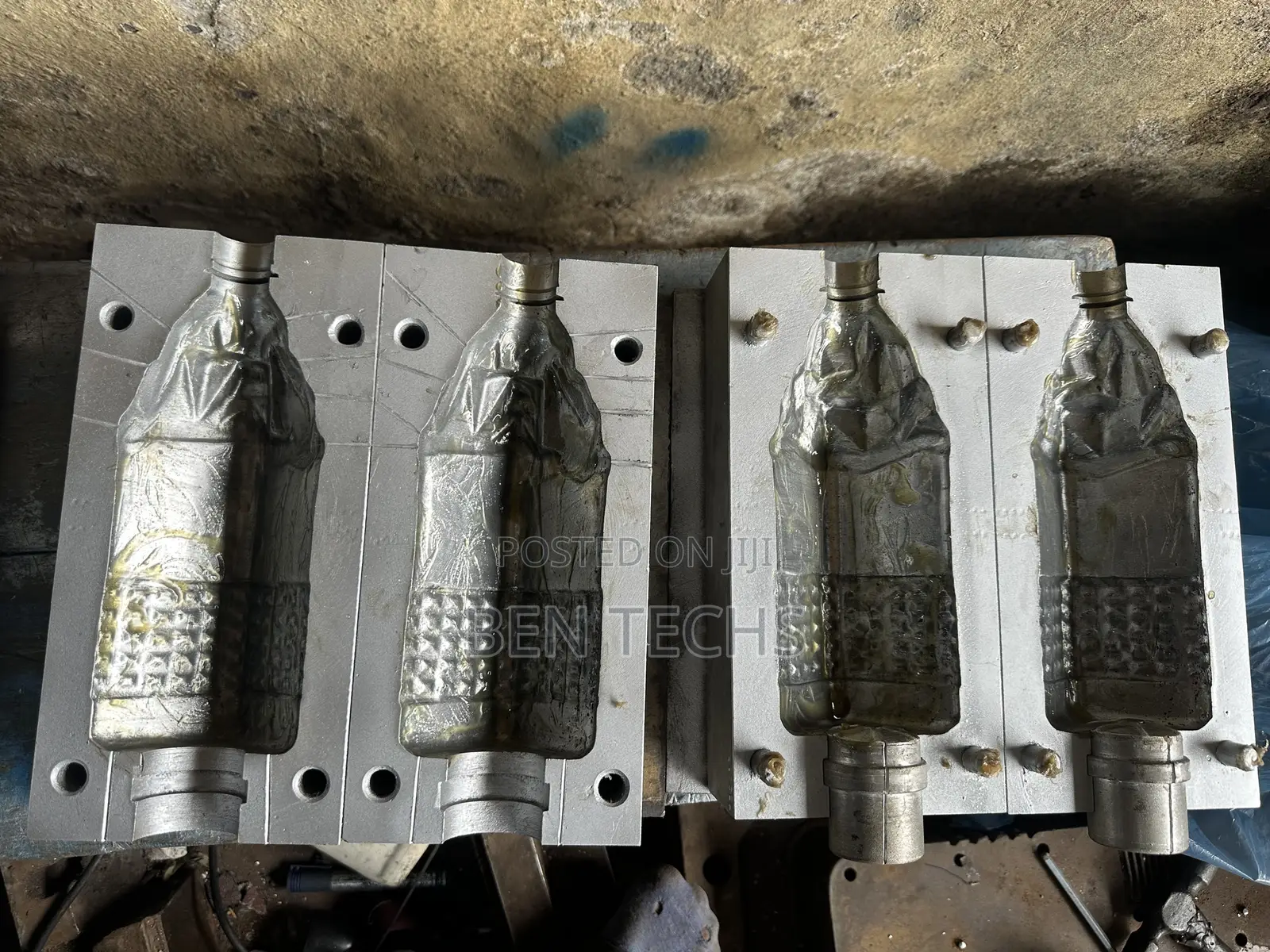 Pet Bottle Mould
