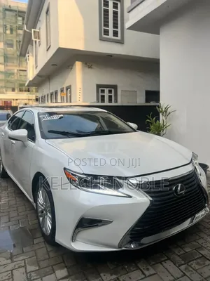 Lexus ES 350 FWD 2016 White