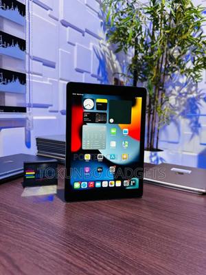 iPad Air 2 (2014) 128 Go WiFi Or Reconditionné