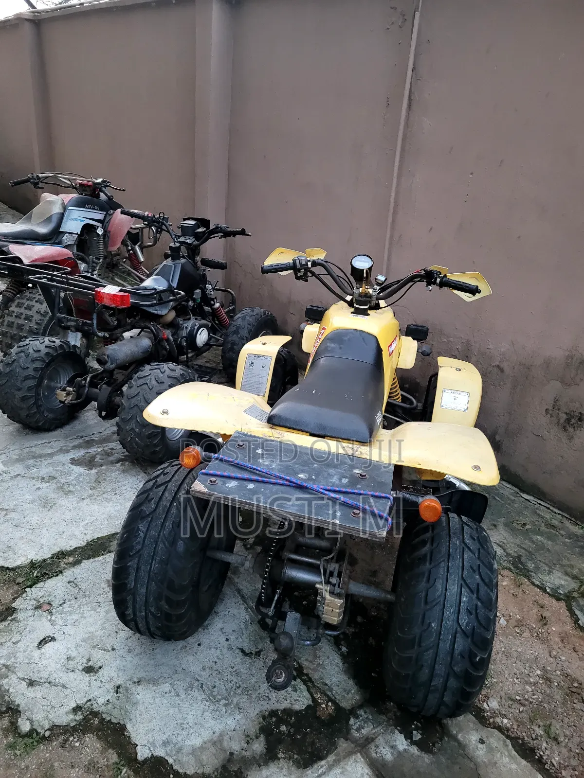 Motorcycle 2010 Yellow