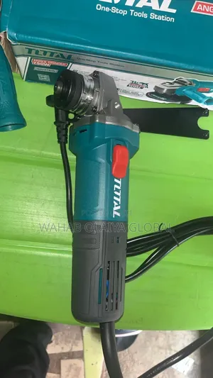 Total Angle Grinder 750w – Compact Reliable Power Tool