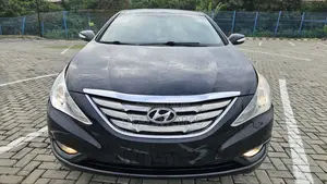 Hyundai Sonata Limited 2.0T Sedan (2.0L 4cyl 6A) 2012 Black