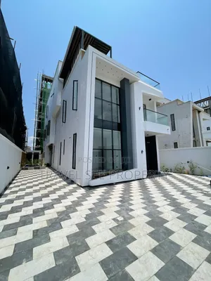 Furnished 5bdrm Duplex in Private Estate Lekki for sale