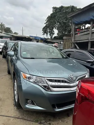 Toyota Venza AWD 2011 Green