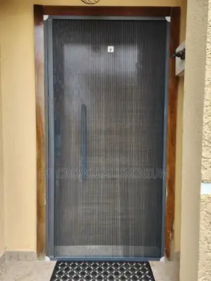 Collapsible Door Net
