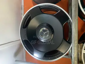 Brand New Customize Benz and Lexus Rims