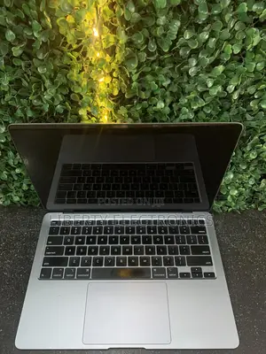 Laptop Apple MacBook Air 2020 16GB Intel Core I5 SSD 512GB