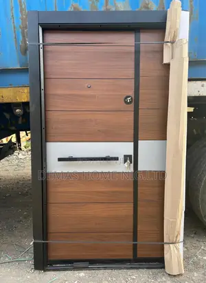 Luxury Door Wood and White Design