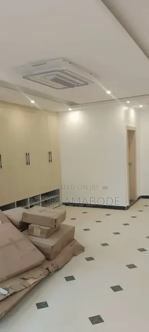 5bdrm Duplex in Magodo Phase 2 Gra for rent