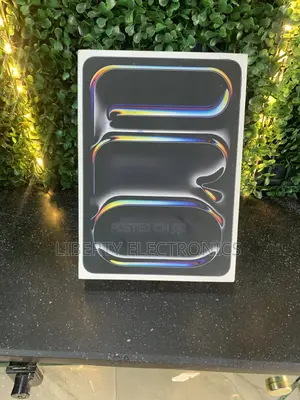 New Apple iPad Pro 11 (2024) 128 GB Black