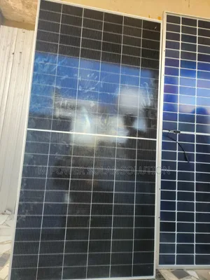 585w 144cells Solar Module
