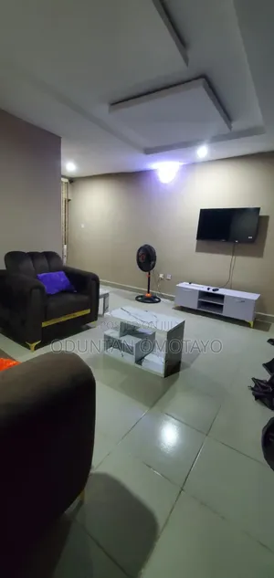 Two Bedroom Shortlet Apartment Behind Taska,Akala Express