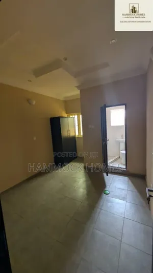 2bdrm Duplex in Omolayo Estate, Akobo for rent