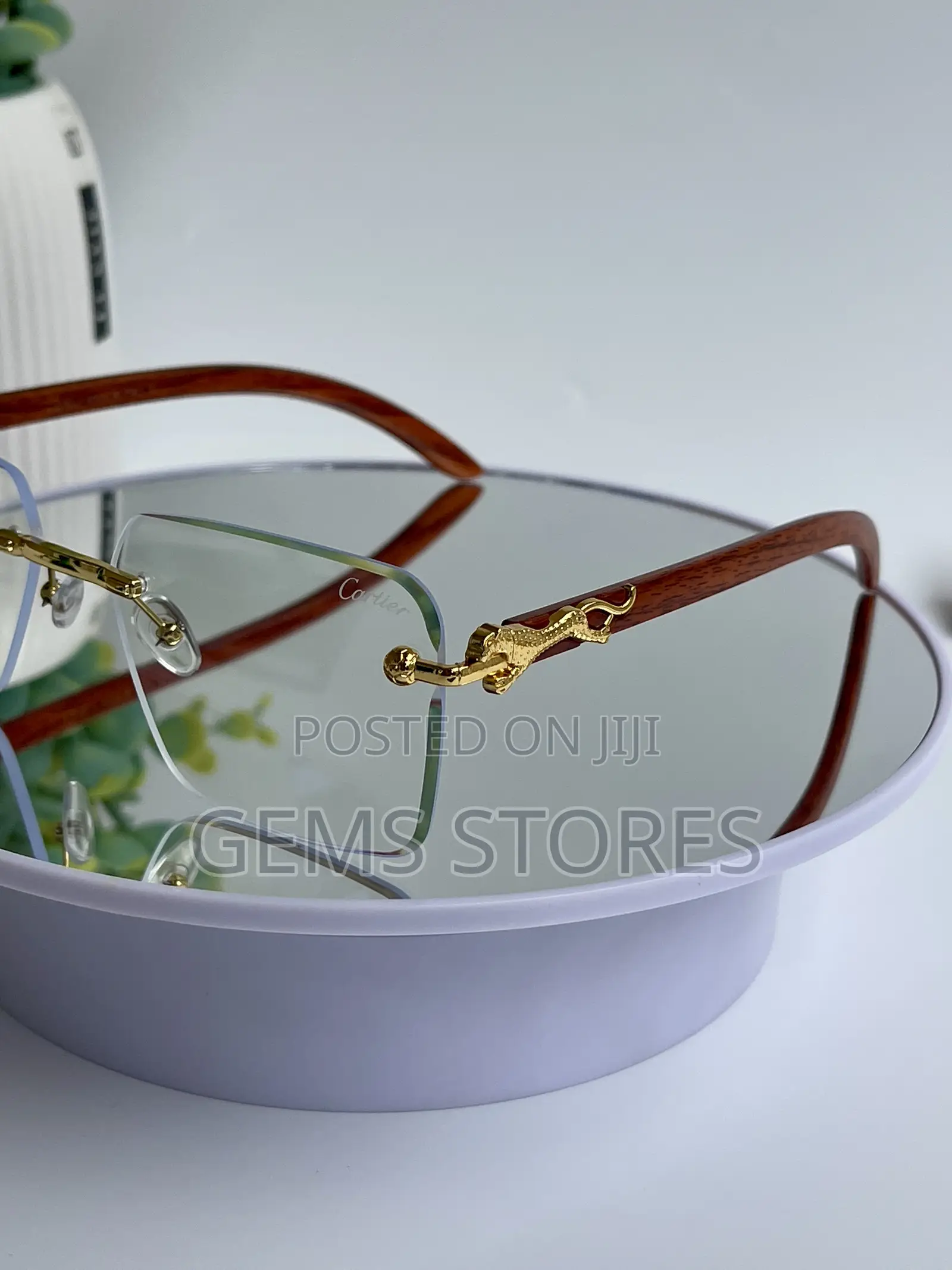 Stylish Cartier Rimless Glasses With Wooden Arms