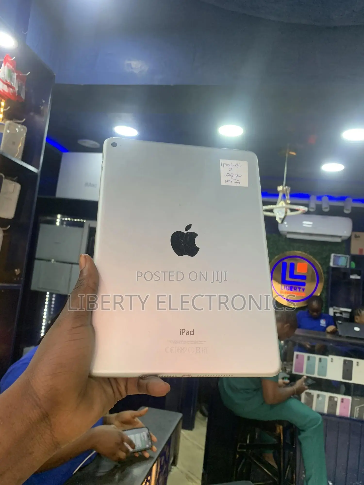 Apple iPad Air 128 GB Silver