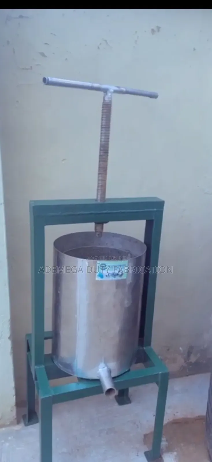 Screw Presser 60litres
