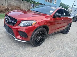 Mercedes-Benz GLE-Class 2016 Red