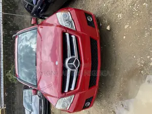 Mercedes-Benz GLK-Class 350 2012 Red