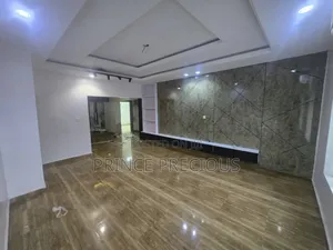 3bdrm Apartment in Lekki Phase 1 for rent