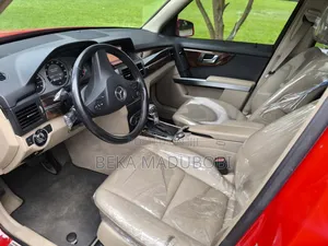 Mercedes-Benz GLK-Class 350 2012 Red