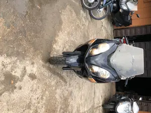 Yamaha Majesty 2015 Black