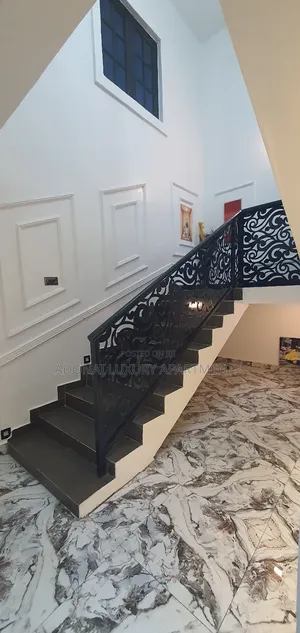 Luxury 3 Bedrooms Oakwood Service Apartment on Peter Odili Rd. Phc.