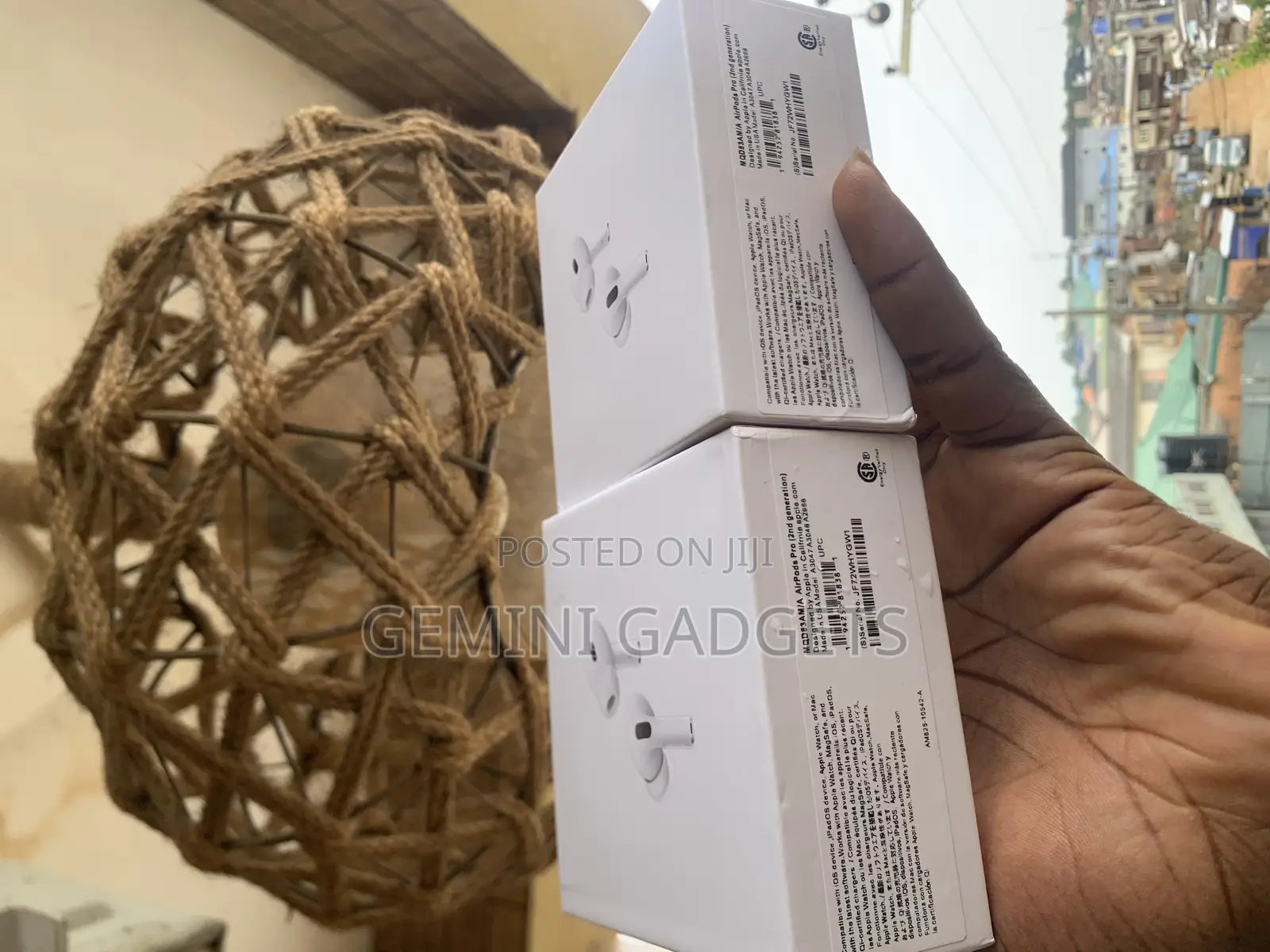 Apple Airpod Pro 2 With Active Noise Cancelling