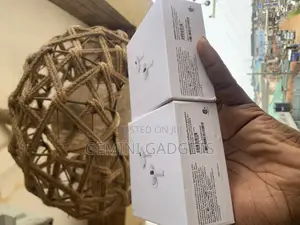 Apple Airpod Pro 2 With Active Noise Cancelling