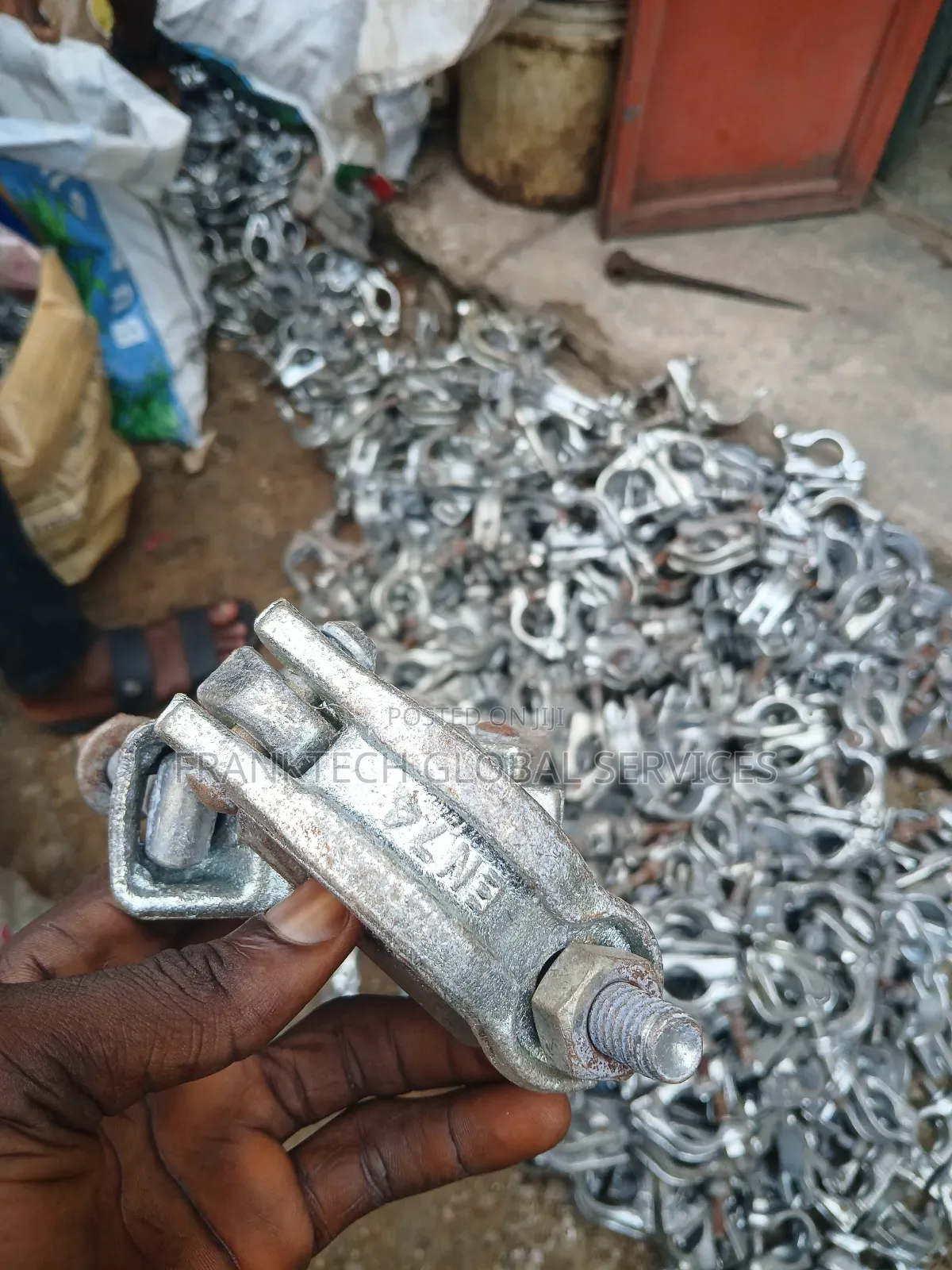 Scaffolding Clips En74 All