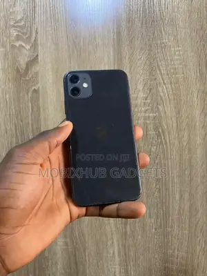 Apple iPhone 11 64 GB Black