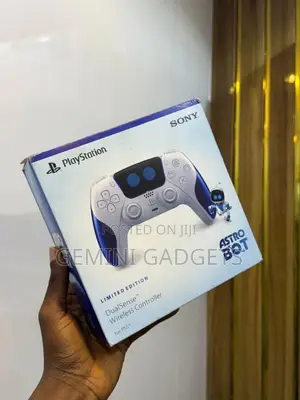 Ps 5 Pad Limited Edition Astrobot