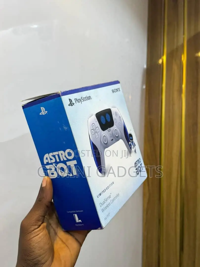 Ps 5 Pad Limited Edition Astrobot
