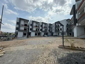 4bdrm House in Mabushi for sale