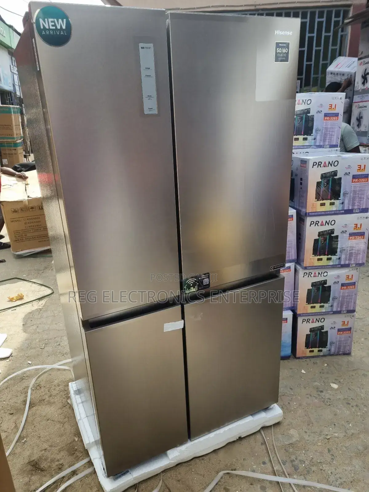 Hisense Side by Side Refrigerator 634l