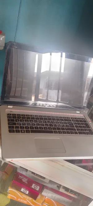 Laptop HP Envy 17 8GB Intel Core I7 HDD 500GB