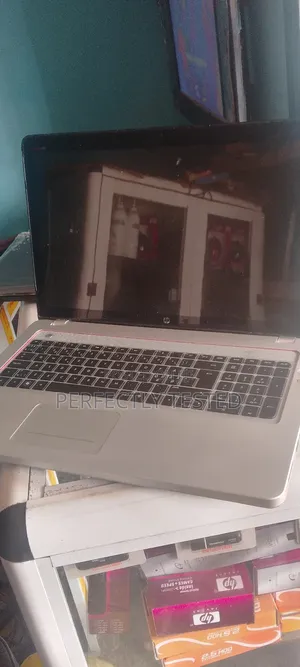 Laptop HP Envy 17 8GB Intel Core I7 HDD 500GB