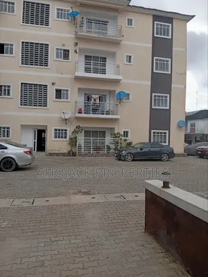 3bdrm Apartment in City Estate Peter, Port-Harcourt for sale