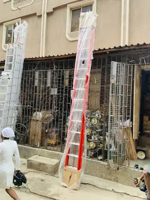16x2 Fiberglass Extension Ladder(32 Ft)