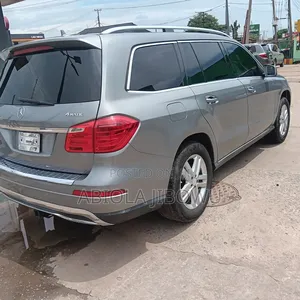 Mercedes-Benz GL-Class GL450 4MATIC 4dr SUV AWD (4.7L 8cyl Turbo 7A)