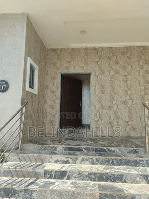 5bdrm Duplex in Kado for rent