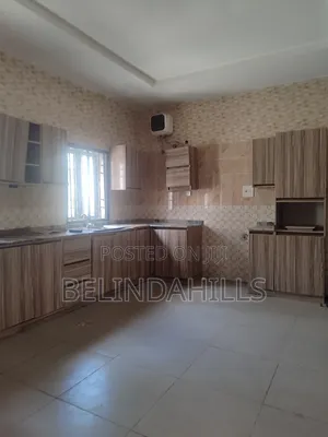 5bdrm Duplex in Kado for rent