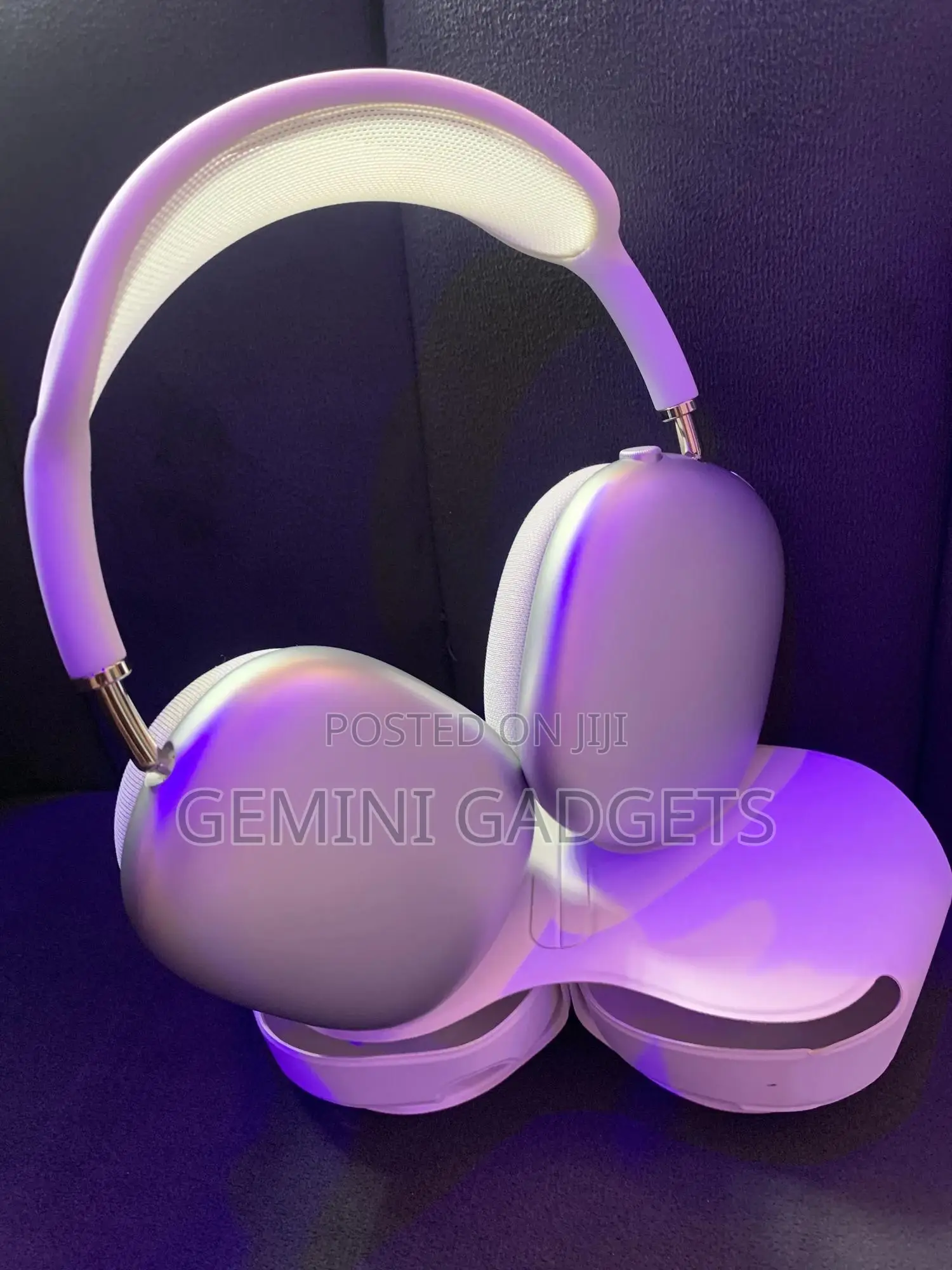 Used Airpod Airport Max White Color