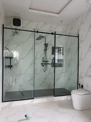 Bathroom Glass Partition