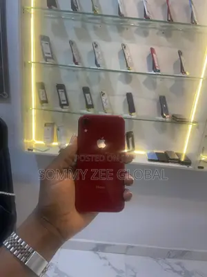 Apple iPhone XR 64 GB Red