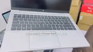Laptop HP EliteBook 845 G8 16GB AMD Ryzen 5 SSD 256GB