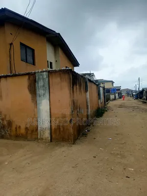 3bdrm Block of Flats in Alishiba, Ado-Odo/Ota for sale