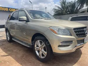 Mercedes-Benz M Class ML 350 4Matic 2012 Gold
